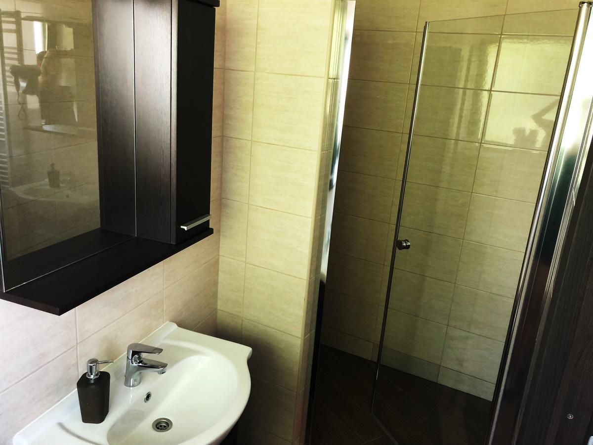 Hotel Fitromax Ajka Bagian luar foto